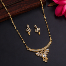 Pearl Necklace Moment